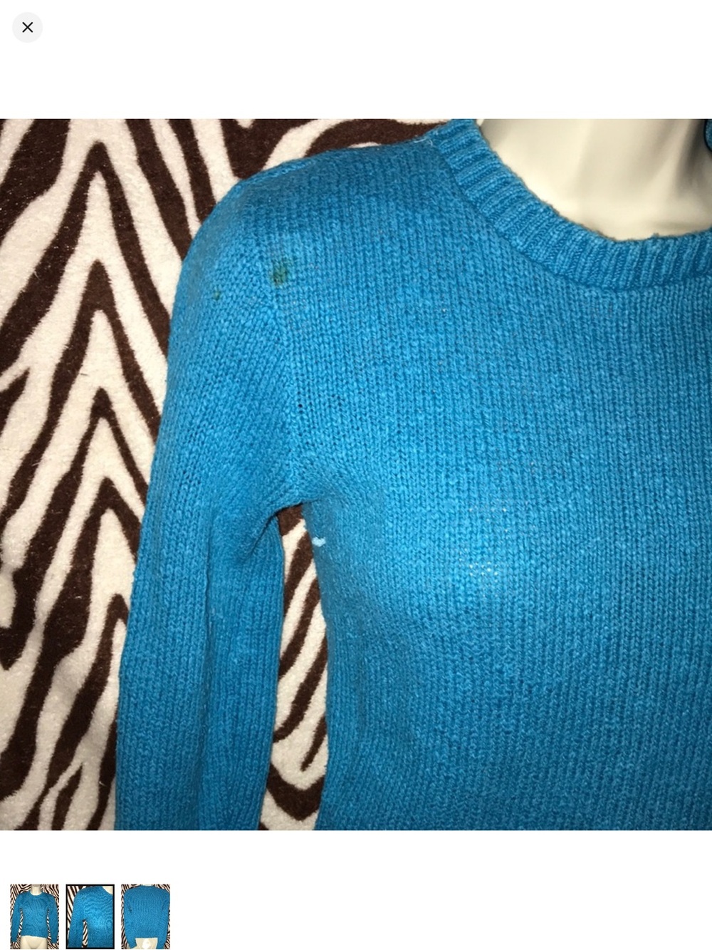 Blue Crewneck Women's Sweater vintage no tags stained size small - Picture 2 of 2